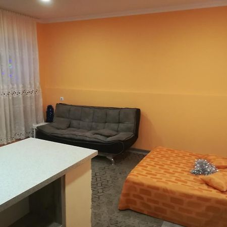 12 Maksim Gorki Street Tbilisi Exterior foto